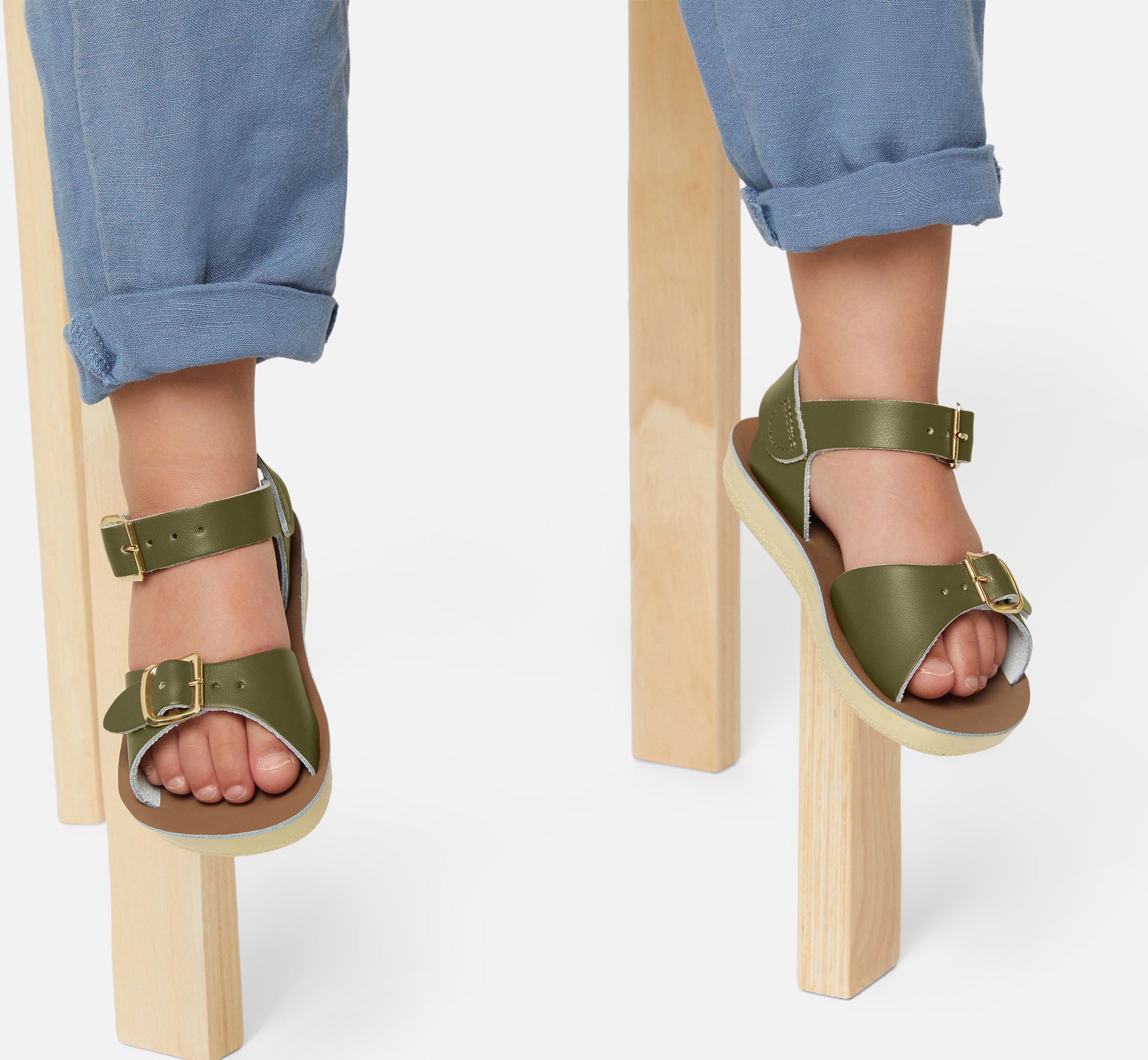 Surfer Olive Kindersandale - Salt-Water Sandals EU