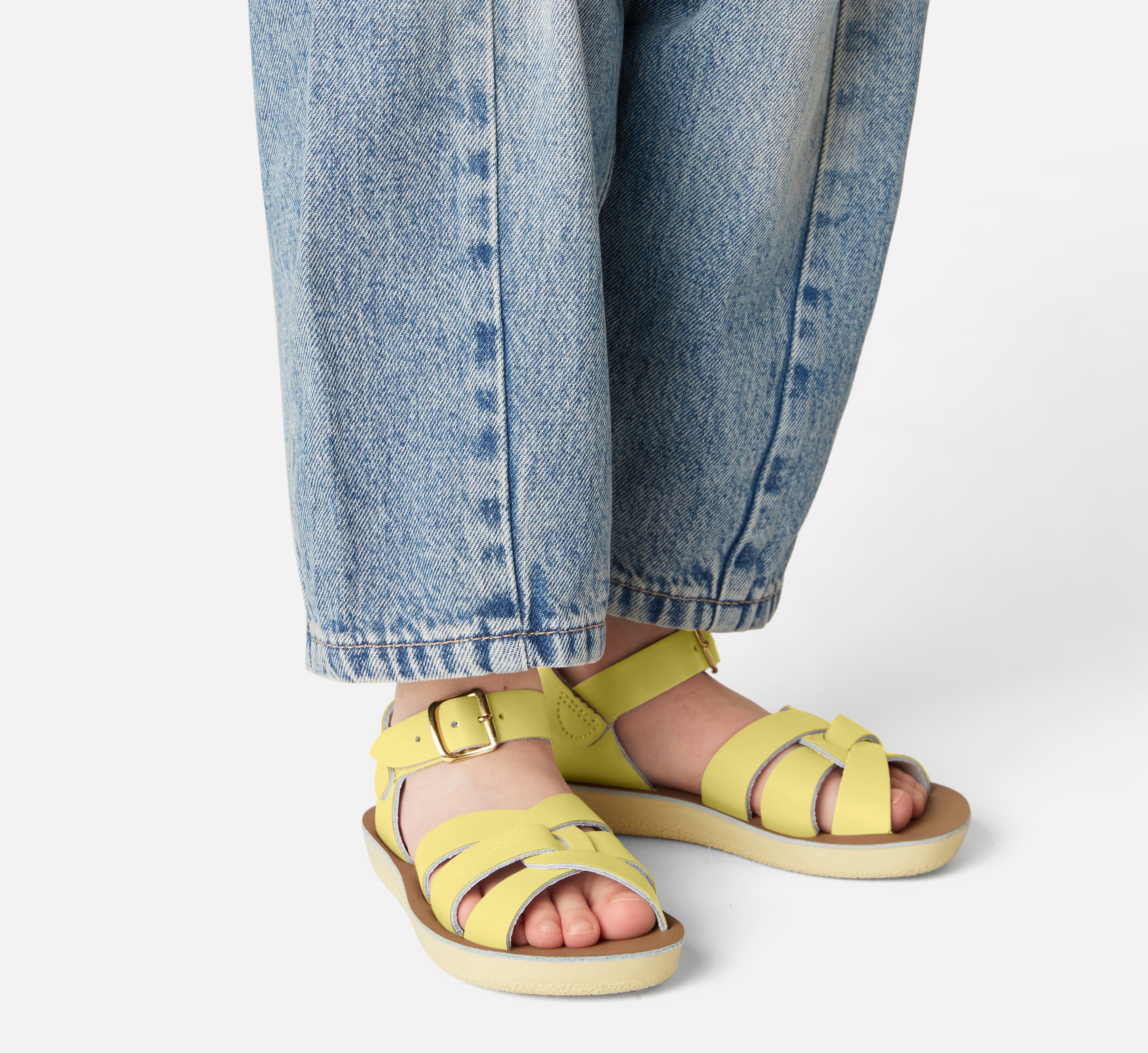 Swimmer Butter Yellow Kids Sandal - Salt-Water Sandals EU